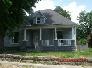 328 N 4th St, Central City, KY 42330
