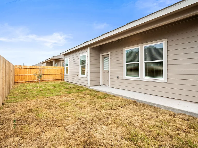 7906 Wonder Woman Dr — Photo 10