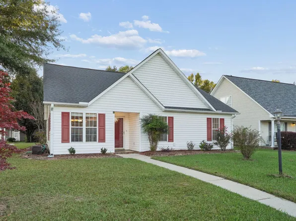 3620 Highland Dr, Ayden, NC 28513