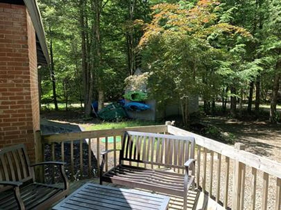 32 Saint Moritz St Moultonborough, NH, 03254 Apartments for Rent Zillow