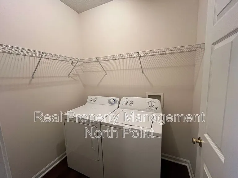 5305 Falling Water Ter — Photo 28