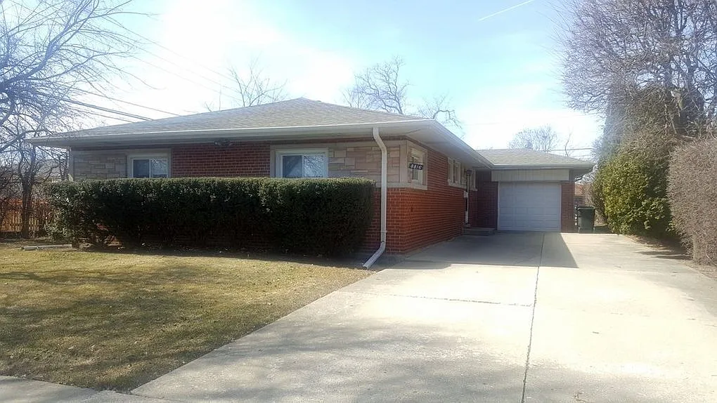 3 bed, 2500 sqft, $4,000 — Photo 1