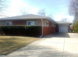 8816 Kenton Ave, Skokie, IL 60076