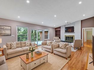 90 Quaint Acres Dr, Silver Spring, MD 20904