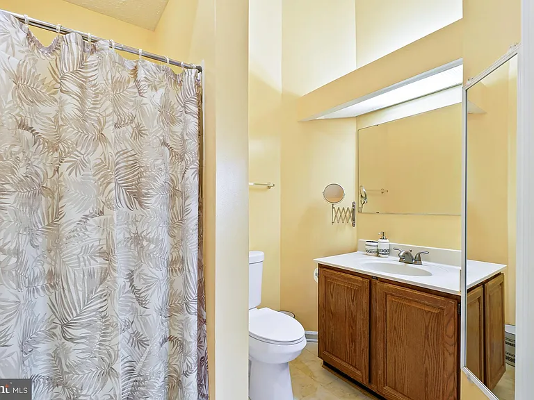 12220 Eagles Nest Ct #L — Photo 23