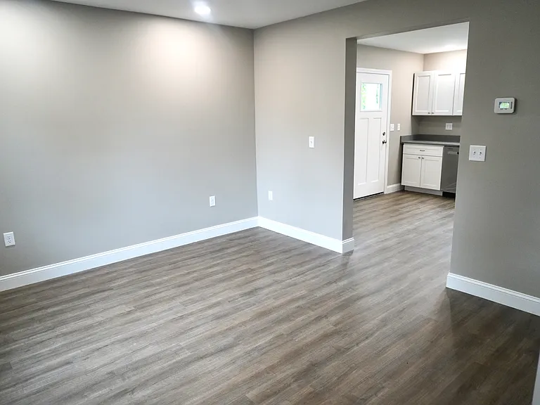 375 Lincoln St #1 — Photo 5
