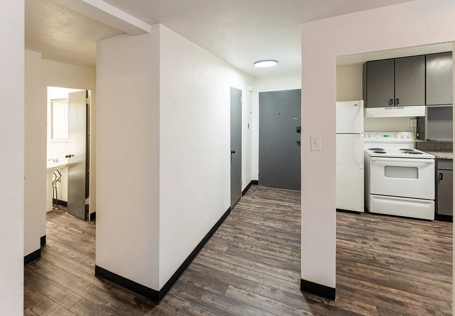 College Heights — Photo 1