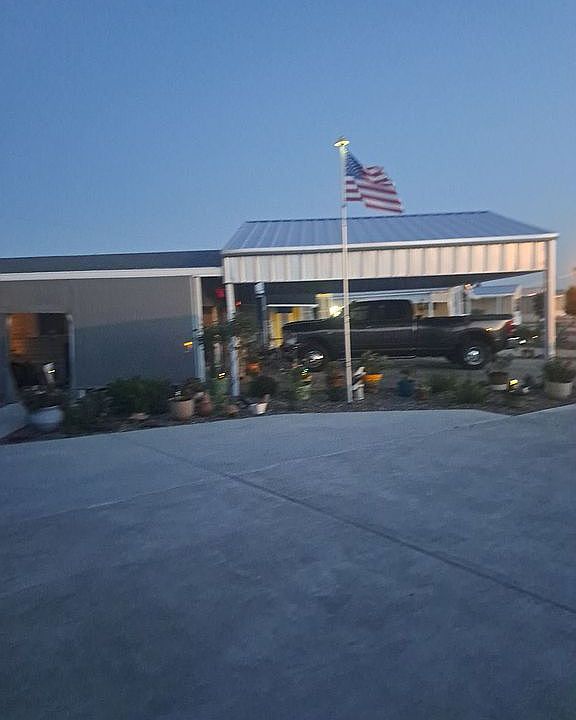 1st image of 2516 E Bogey Dr