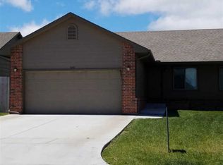 8486 E Granite Ct, Wichita, KS 67226