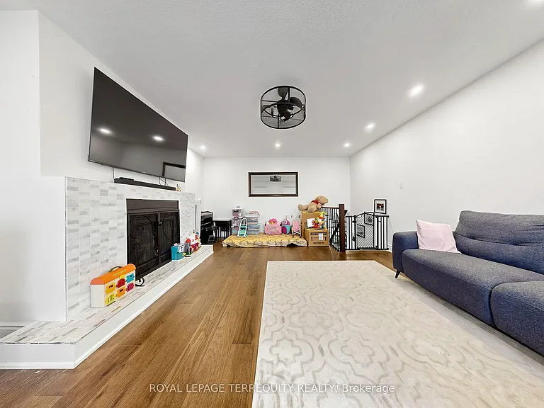 6663 Harlow Rd — Photo 40