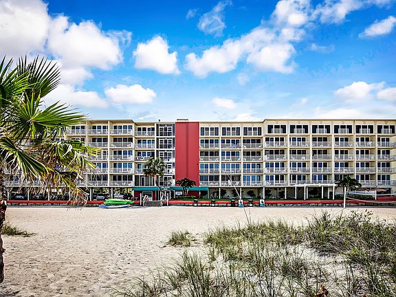 DIRECT BEACH FRONT UNIT