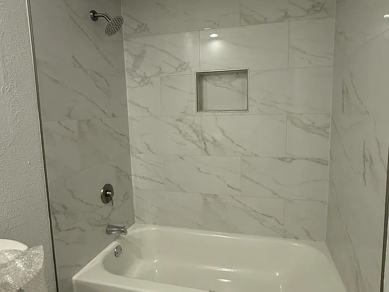 1228 Warwick Dr — Photo 11