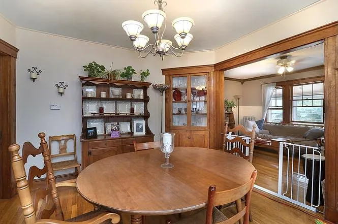 11-13 Holyoke St #1 — Photo 3