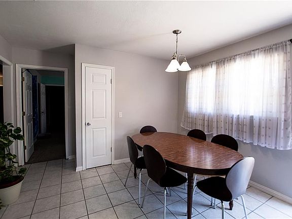 3rd image of 504 Kimbrough St