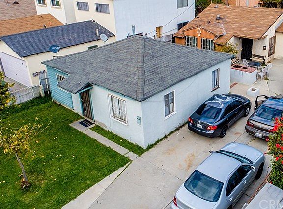 4th image of 22120 Violeta Ave