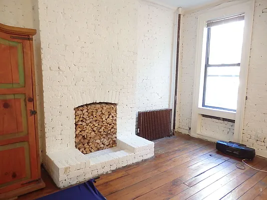 Rented by John O'Kelly Real Estate | media 7