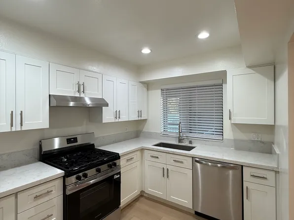458 W Elk Ave APT 4, Glendale, CA 91204