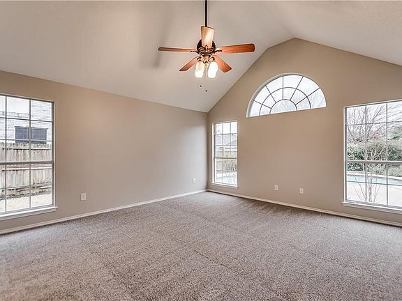 4th image of 3302 Calais Cir