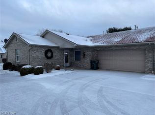 9920 Delray St APT 4, New Middletown, OH 44442