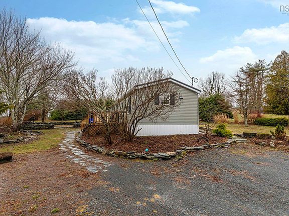 4th image of 101 Pulsifer Rd