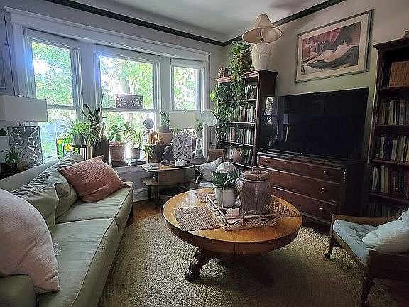 Living room faces south.