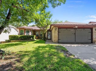 10013 N Suttonwood Dr, Fort Worth, TX 76108