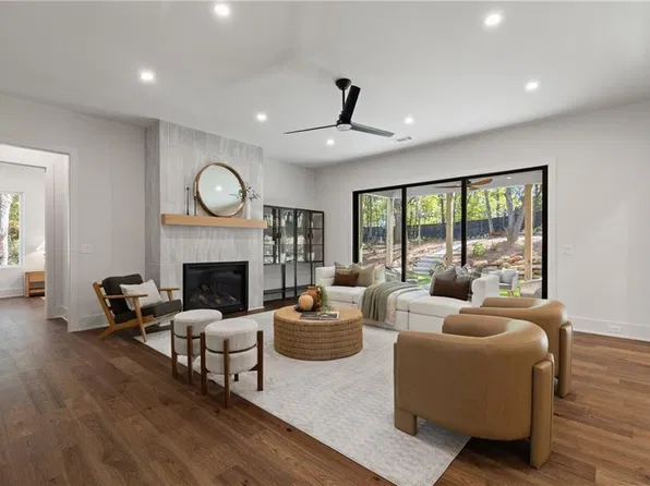 215 Winterberry Way, Roswell, GA 30075