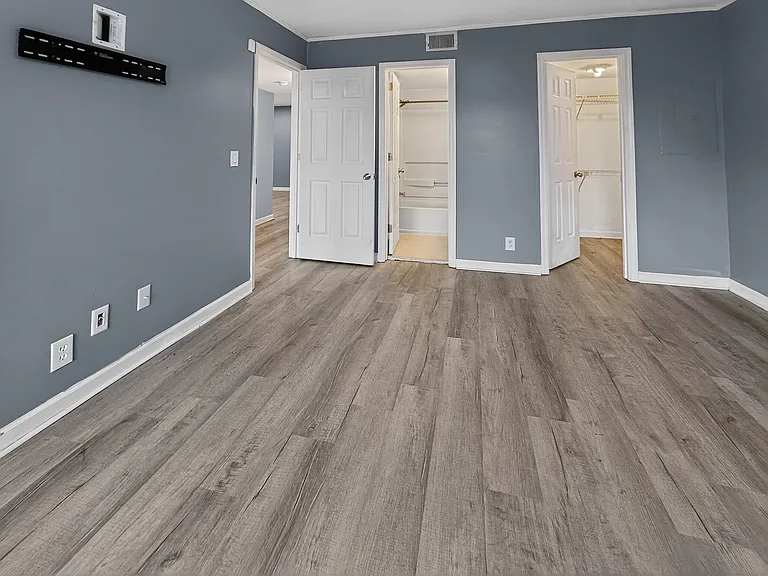 2325 Elliston Pl #408 — Photo 6