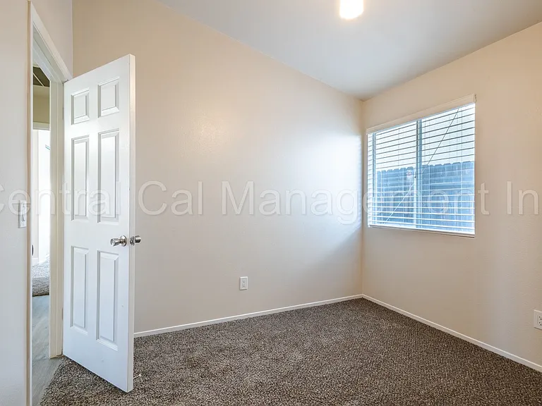6101 Aruba Ct — Photo 18