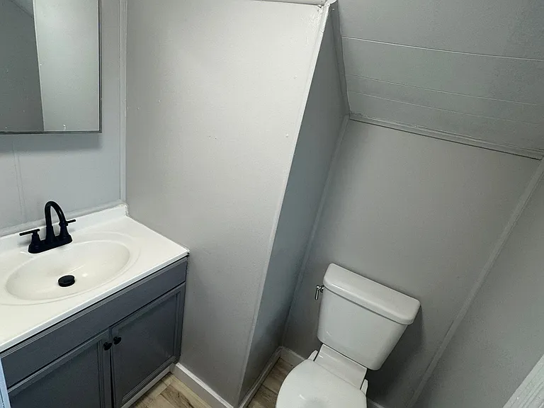 45 Beacon Ave — Photo 4