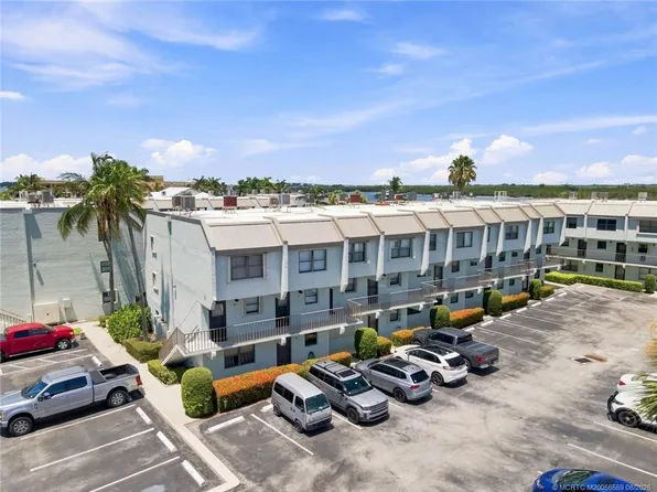 1300 Seaway Dr #1, Fort Pierce, FL 34949