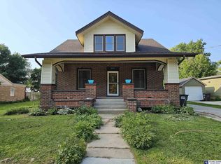 616 E 12th St, York, NE 68467