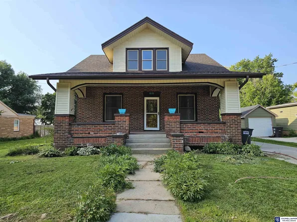 616 E 12th St, York, NE 68467