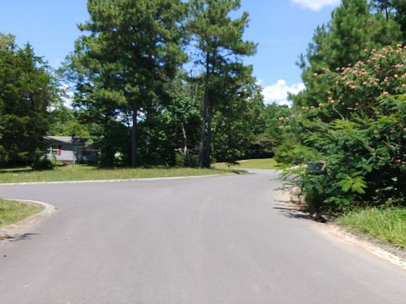 5th image of 120 Mill Cove Ln