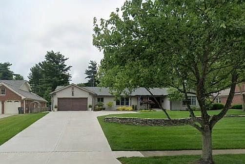 1st image of 1073 Lakewood Dr