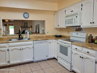 933 W Calle Del Regalo, Green Valley, AZ, 85614