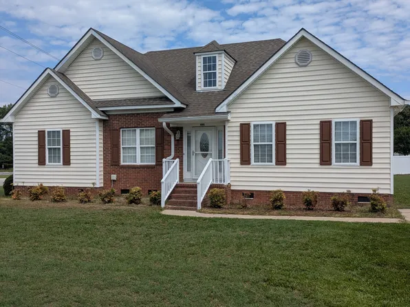 500 Birchwood Dr, Nashville, NC 27856