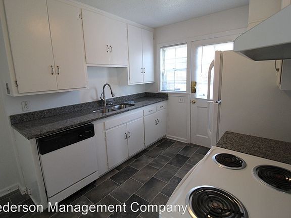 5th image of 7511 Terrace St