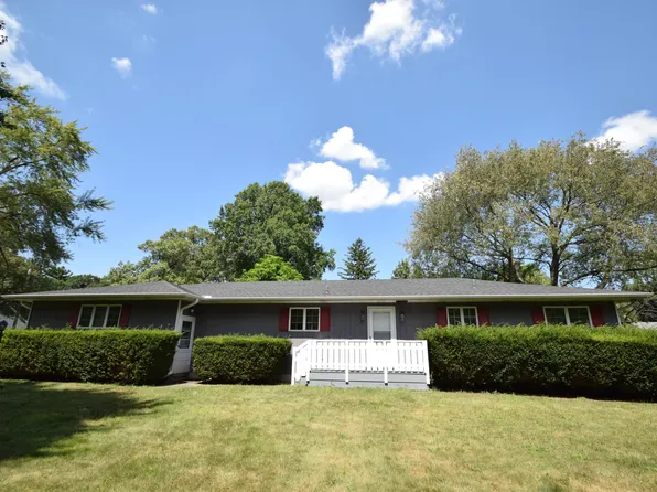168 Washington Ave, Chesterton, IN 46304