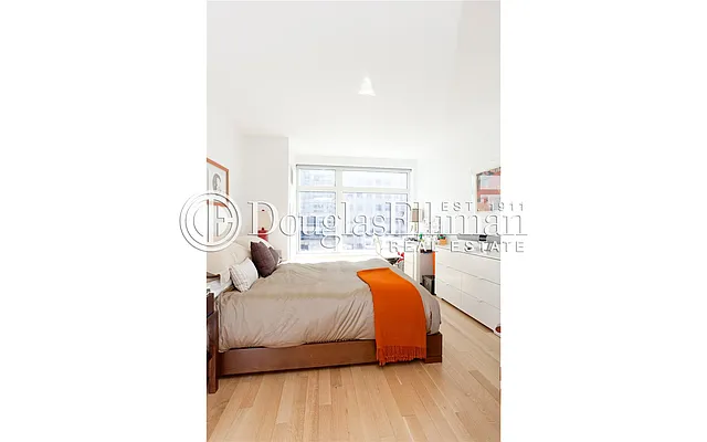 Rented by Douglas Elliman | media 13