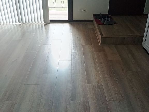 2nd image of 15722 Lake Dr #3B