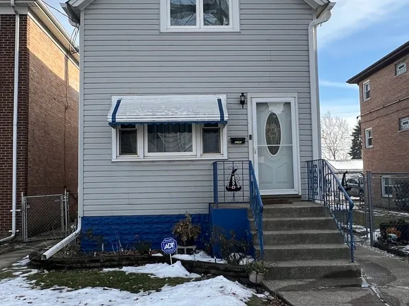 12741 Hoyne Ave, Blue Island, IL 60406