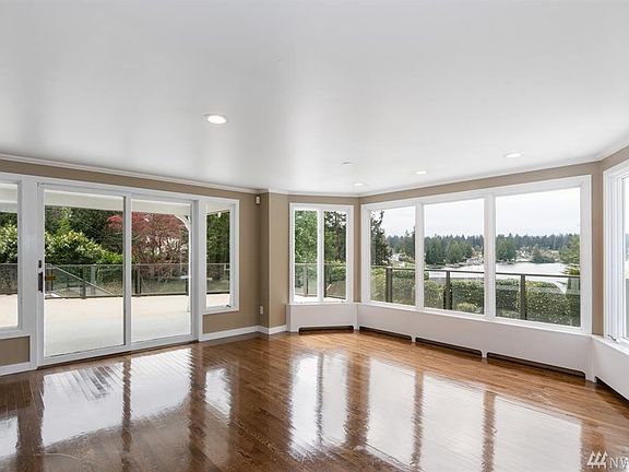 3rd image of 7121 Interlaaken Dr SW