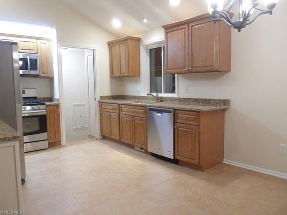 3rd image of 29531 Wood St