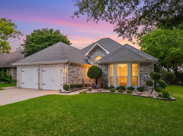 840 Lionel Way, Fort Worth, TX 76108