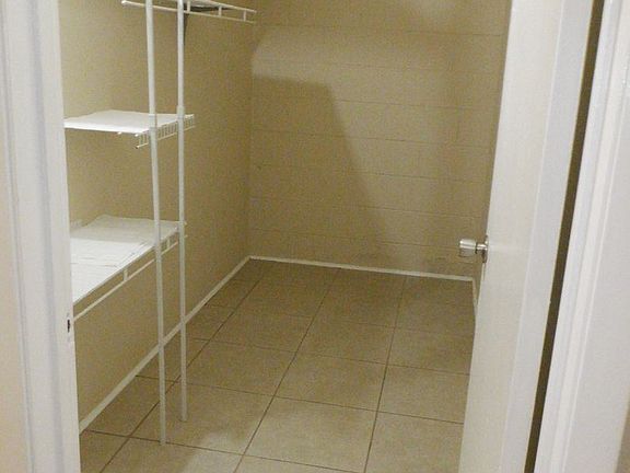 5th image of 2718 Painter Ave APT A101