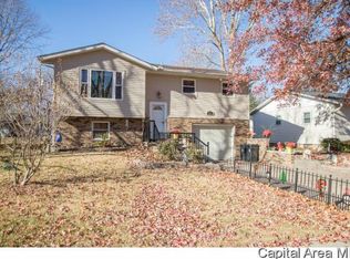 41 N Oxford Rd, Springfield, IL 62702