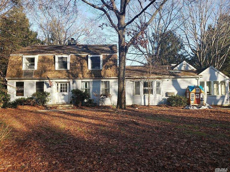 75 Hunter Ave Miller Place Ny 11764 Zillow