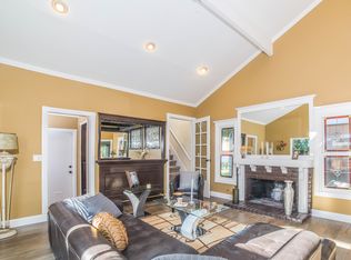 17554 Doric St, Granada Hills, CA 91344