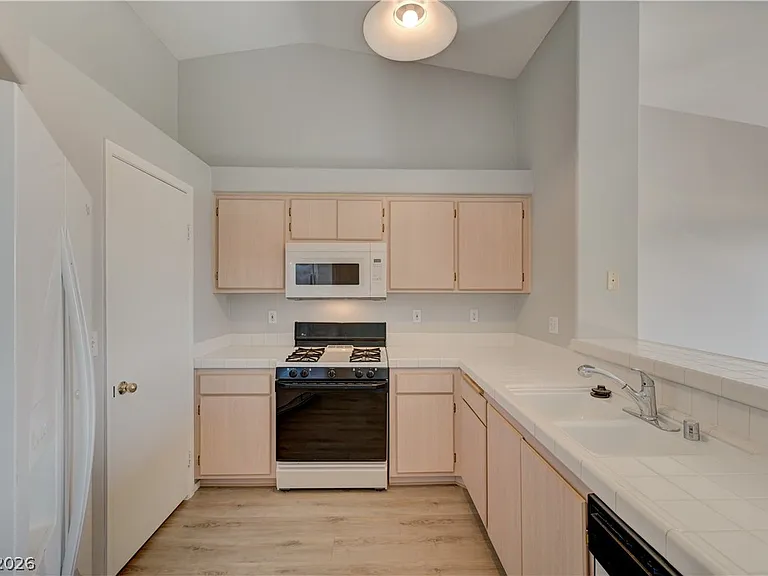 6201 E Lake Mead Blvd #228 — Photo 21